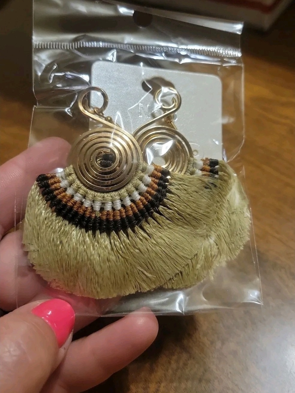 447- Taupe/Tan Gold Spiral Fringe Drop Earrings - No. 3 NWT